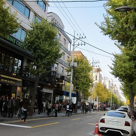 24 Guesthouse Garosugil - Gangnam Seoul Ngoại thất bức ảnh