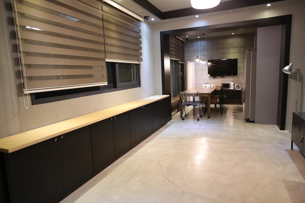 24 Guesthouse Garosugil - Gangnam Seoul Ngoại thất bức ảnh